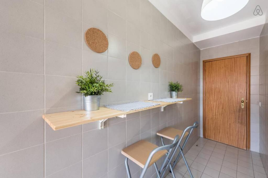 Gaia House - Apartamento Inteiro Junto Ao Metro บีลาโนวาเดกายา ภายนอก รูปภาพ
