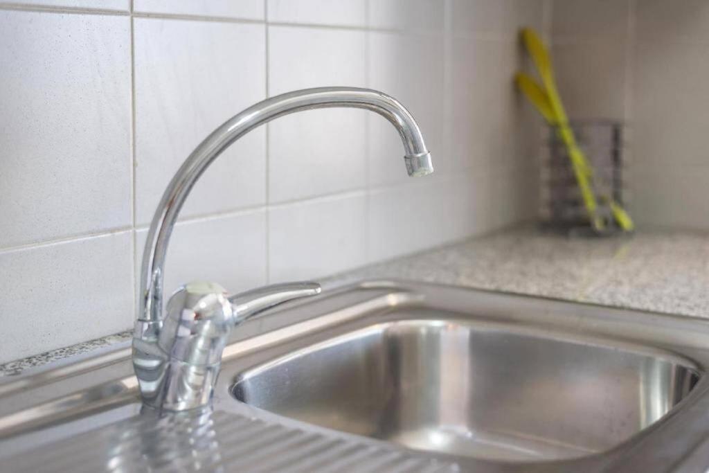 Gaia House - Apartamento Inteiro Junto Ao Metro บีลาโนวาเดกายา ภายนอก รูปภาพ