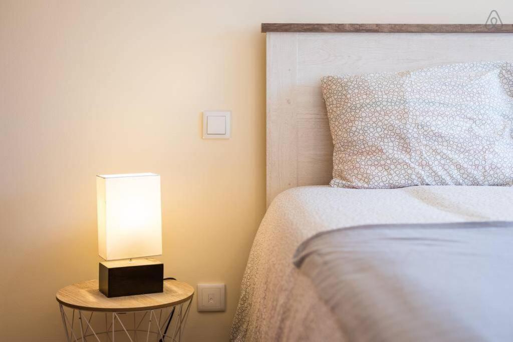 Gaia House - Apartamento Inteiro Junto Ao Metro บีลาโนวาเดกายา ภายนอก รูปภาพ