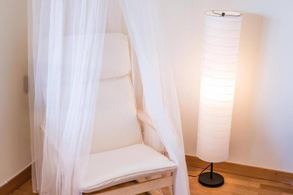 Gaia House - Apartamento Inteiro Junto Ao Metro บีลาโนวาเดกายา ภายนอก รูปภาพ